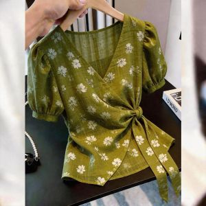 KUNAILIN | Floral V-Neck Tied Blouse