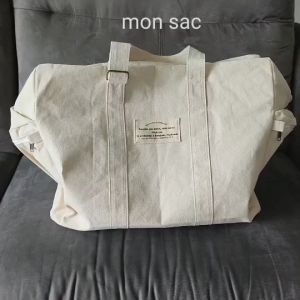 กระเป๋าผ้าแคนวาสดิบ - ของแคนวาสเปียกเส้นเบียบ กระเป๋าผ้าหนัง กระเป๋ามีซิปตรงกลาง กระเป๋าใบกลาง เกมูปรอย ด้านข้างมีช่องเก็บสำหรับขวา-ซ้ายติดซิป สำหรับการซื้อที่เชื่อถือได้