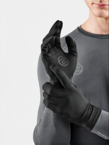 Skins | Insulated Windproof Touchscreen Non-slip Reflective Outdoor Gloves