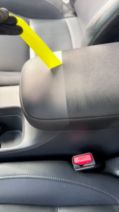 น้ำยาเคลือบภายในรถยนต์ เกรดพรีเมี่ยม JACK SUPER GLOSSY INTERIOR ป้องกันแสงแดดลดปัญหาผิวซีดจาง (ขนาด 500ML)