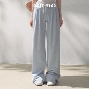 Comfortable Breathable Textured V-Neck Short Top with Belted High-Waist Wide Leg Pants Set