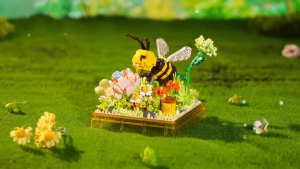 Year End Sales | KOCO Insect and Plant Bee With Cas Micro Mini Building Brick Set (668 Pcs) KC03056