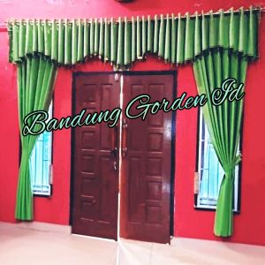 1 Set Hordeng Jendela Pintu Tengah Gorden Poni Pisah Lebar 3 Meter Tinggi 250 cm Bahan Kain Blackout import