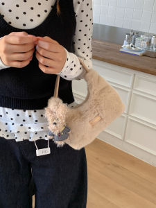 TAOHUALIHUA | Fashionable & Adorable Faux Fur Handbag for Women