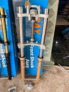 SHOCK DEPAN NINJA R RR SPORT DAY cakram kanan PNP HONDA CB GL MEGAPRO ORIGINAL AS GOLD DAN CHROME SHOCKBREAKER SKOK TABUNG