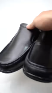 Zeger Sepatu Selop Kulit Pria - GATRA 811