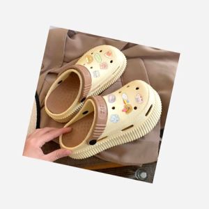 QXshop แรงมาก รองเท้าหัวโตแฟชั่น รูปทรงสวย เรียบแต่น่ารัก สวมใส่ได้หลายโอกาส ซัพพอร์ตหน้าเท้าได้ดี ราคาไม่แรงน๊าาา พื้นนิ่มใส่ยืนนานได้สบายเลย สั่งโลดด