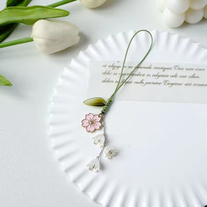 Y2K Tulip Flower Mobile Phone Straps DYM Cute For iPhone Short Lanyard Hand Rope Kawaii Keychain Phone Strap Fashion Pendant