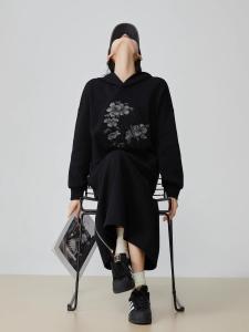 XIAODADEHUA | Black National Style Embroidered Leisure Sports Set