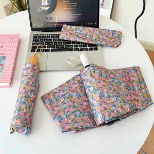 Retro Tiny Flower Printed Foldable Umbrella UPF50+ Anti UV Portable Sun Rain Handheld Parasol