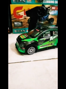 MAINAN ANAK MOBILAN RC DRIF SCALA 1:20 RACING 4X4 FREKUENSI 24 GHZ