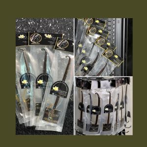 ฝักวานิลาแท้บ่มกลิ่น แพ็ค10ฝักถูกมาก มีอ.ย.&OTOP เคล็ดลับที่แม่ครัวชาววังไม่เคยบอก!มี อ.ย../OTOPSupersave Pack(Standard Grade13-16 cm)หอมทะลุซอง