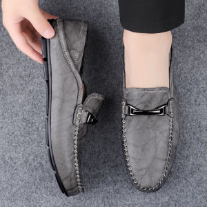Mens Casual Breathable Soft Leather Driving Shoes Slip-On Comfortable Soft Bottom Fashionable Bean Bean Shoes for Autumn