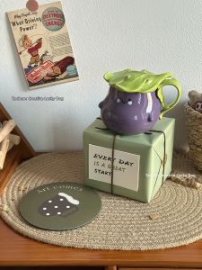 Charming Stylish Ceramic Mug with Lid