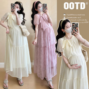 Slimming Age-Reducing Maternity Dress