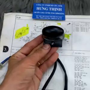 Cóc đèn Soi Biển Số : Sh Ý  Ex 150 NVX  Grender ( DÂY ĐIỆN ĐÈN TRƯỚC VÀ SAU SH Ý )