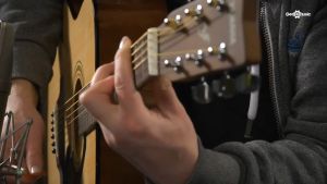 YAMAHA F310 Acoustic Guitar กีต้าร์โปร่งยามาฮ่า รุ่น F310 + Standard Guitar Bag กระเป๋ากีตาร์รุ่นสแตนดาร์ด