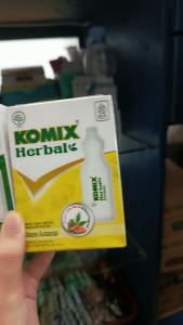 KOMIX HERBAL ORIGINAL ISI 4 KOMIX HERBAL LEMON HARGA PER BOX Obat batuk Alami