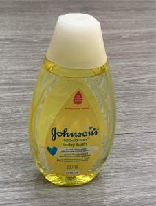 Sữa Tắm Johnsons Baby Cho Bé Sơ Sinh Không Cay Mắt Hương Thơm Dịu Nhẹ Tắm gội hằng ngày cho bé chai 200ml Hàng Chuẩn Công Ty