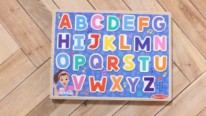 Melissa & Doug Ms. Rachel Wooden Phonics Alphabet Sound Puzzle