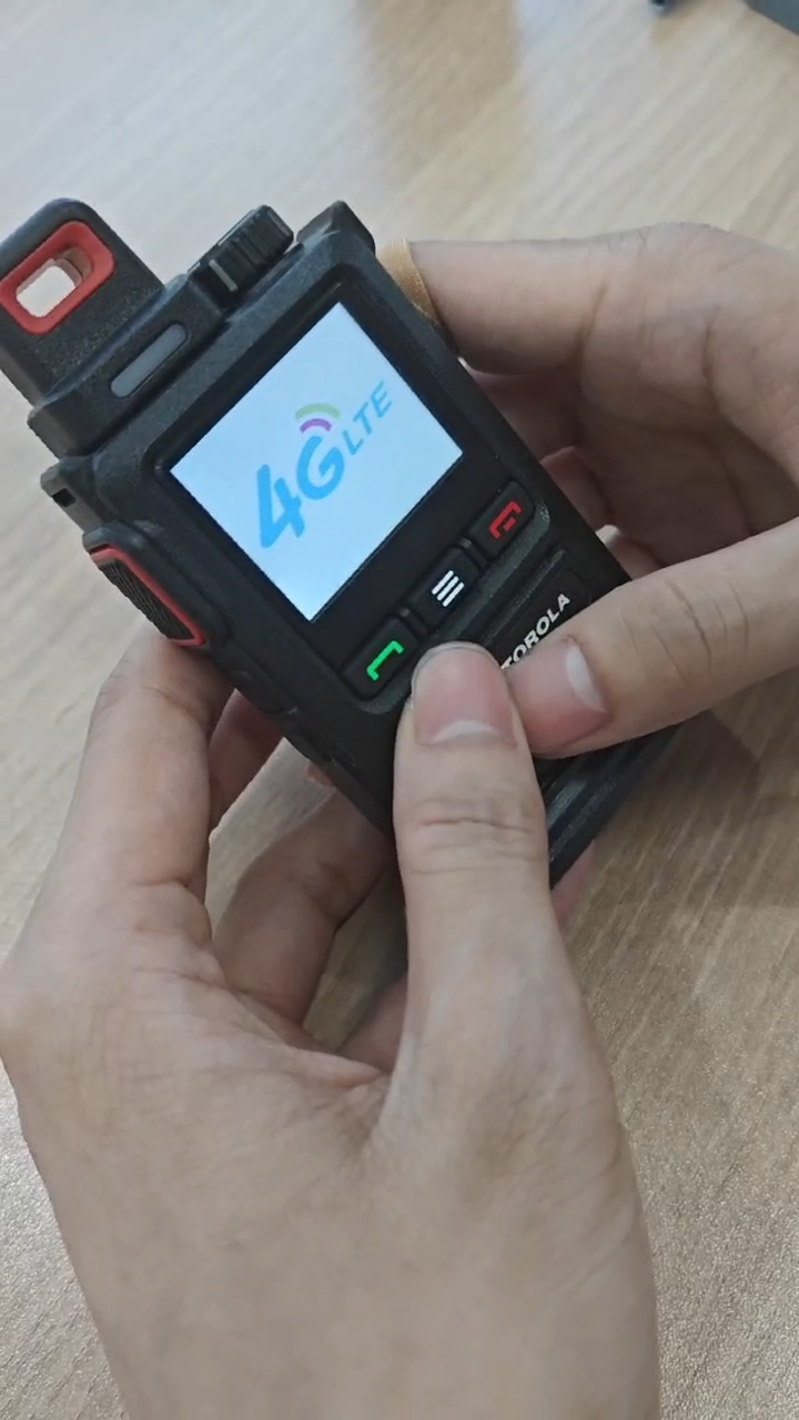 Motorola T68 Zello Two Way Radio Long Range 5000KM POC Intercom 3000mAh Type-c Charging 4g 3g 2g No distance limit Long standby Portable Walkie-Talkies