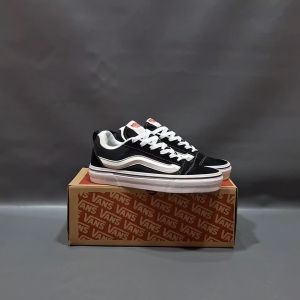 SEPATU VANS21 KNU SKOOL VAULT ANAHEIM FACTORY SKATEBOARDING HITAM PUTIH SUEDE 36-43