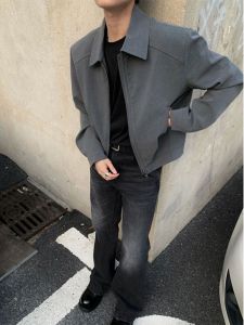 Cleanfit Mens Short Padded Shoulder Jacket Spring Autumn American High-End Style Flip Collar Bomber Administrative Coat