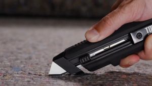 TOUGHBUILT Auto-loading Utility Knife with Pry Bar TB-H4-10-A