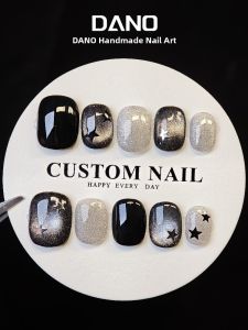 Dark Starry Sky Crystal Cats Eye Cool Girl Short Wearable Nails Handmade High Quality White Enhancing Cool Design Nail Art