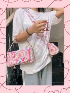 🌼 งุ้ยย กระเป๋าดูดีจังเลยค่ะ กระเป๋า Sanrio X Liberty Frabric tote bag ทรงสะพายข้าง เป็นซิปปิดรอบใบ ขนาด 44×6.5×14 cm