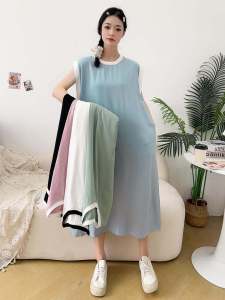 ชุดเดรสคอตตอนสังเคราะห์แขนกุดสไตล์ลำลองสำหรับผู้หญิง สีพื้น แขนพอง ทรงเอ ฤดูร้อน 2024 จีนแผ่นดินใหญ่