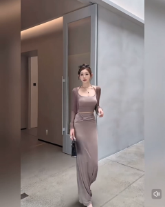 เสื้อคลุม+ครอปคล้องคอ+กระโปรงทรงเอ เอวยางยืด เซ็ต 3 ชิ้น สี ดำ/โอวัลติน เอวไขว้ สไตล์ คุณหนู/เรียบหรู #3012