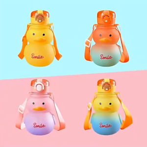650ml Cute Water Bottle for Girls with Straw Portable Childrens Kawaii Duck Kettle Summer Large Capacity Plastic Drinking Cup