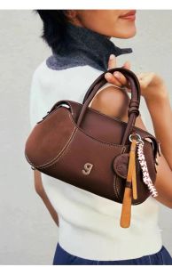 KUNOGIGI กระเป๋าถือสำหรับเบสบอลผู้หญิงดีไซน์ดั้งเดิมผู้หญิงกระเป๋ากระเป๋าสะพายขวางบอสตัน