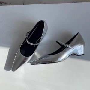 Retro Style Fashionable Versatile Temperament Buckle Pumps Pumps Spring Products Pointed Toe Block Heel Mary Jane