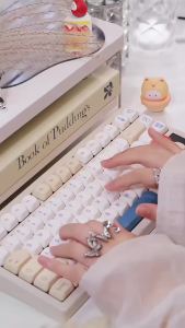 KBDiy GMK SoyMilk Theme Keycap Retro KOA Profile ISO PBT Keycap For Mechanical Keyboard Korean Russian Japanese 140 Keys Caps