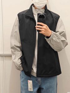 เสื้อกั๊กผู้ชายและผู้หญิงรุ่นคู่กันที่ทนทานต่อลมสำหรับเล่นกีฬากลางแจ้งแบบลำลอง เสื้อคลุมกันหนาวแบบมีฮู้ดแขนกุด