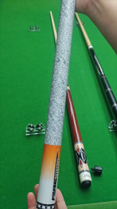 Pool Cue 1/2 Canadian Maple Shaft 58 Inch Length 11.5/13mm Tip Black Gold Leather Tip Orange Professional Nine Ball Pool Sport Billiard Stick for Home & Club Use