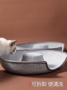 Clara Cat Tunnel & Felt Cat Nest: Indoor Pet Toy & Removable Cat Bed