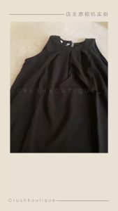 【READYSTOCK】Halter neck loose tank top pleated singlet sleeveless top black Ol wear 现货无袖背心 法式挂脖背心 复古上衣 黑色背心 OL风背心 小众款上衣