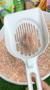 ทรายแมวเต้าหู้ และไฟเบอร์ จากถั่วลันเตาพร้อมส่ง ทรายแมวไร้ฝุ่น ย่อยสลายได้100%