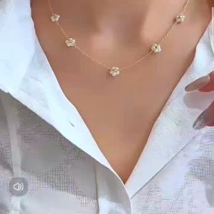 Kalung Perhiasan Titanium Wanita Aksesoris Bunga Putih Melati: Kalung Wanita Fashion Necklace Premium Jewellry