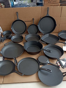 Uncoated Cast Iron Flat Bottomed Frying Pan Non-stick Breakfast Pot Home Use Egg Frying Pan Universal for Gas And Induction Cooktops