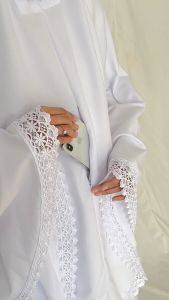 Bergo Umroh Haji Bahan Katun Premium Hijab Jumbo Bersaku Renda Mewah
