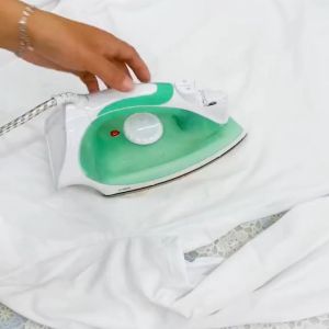 ผ้ารองรีด แบบตาข่าย ผ้าป้องกันรอยจากเรารีด แผ่นรองรีด สำหรับความร้อน และเป็นสินค้าที่ไม่ต้องผ่านทางการแต่งจุด