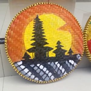 Tampah lukis hias panorama senja / wall décor café / prakarya dari bambu gambar pura