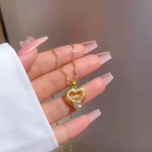 Ladamas Kalung Titanium Liontin Hati Love Dengan Permata Berkilau Cocok Untuk Hadiah KT126