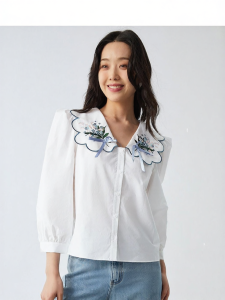 Vero Moda | Áo Blouse Cổ Peter Pan Thêu Đáng Yêu