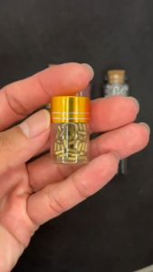 ถ่านไฟแช็ค 1ขวด บรรจุ30/50/100ชิ้น สีทอง ใช้กับไฟแช็คเติมแก๊ส ไฟแช็คน้ำมัน ไฟแช็คทรงซิปโป้ได้