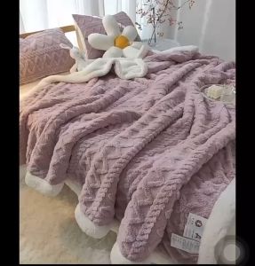 ผ้าห่มขนแกะ ขนาด7ฟุต หนานูม น่าสัมผัส มีหลายสีสันให้เลือก พร้อมส่งจากไทย